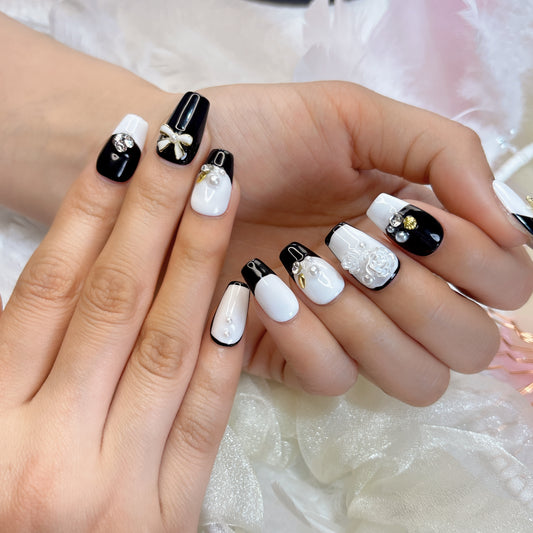 002  Short square  10PCS detachable reusable Handmade press on nails  of black and white with handmade Chanel-style nails