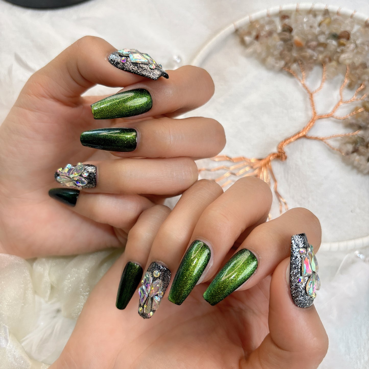 016 Mid-length  10PCS Handmade press on nails of  Premium green fine sparkle diamonds are detachable and reusable handmade nail