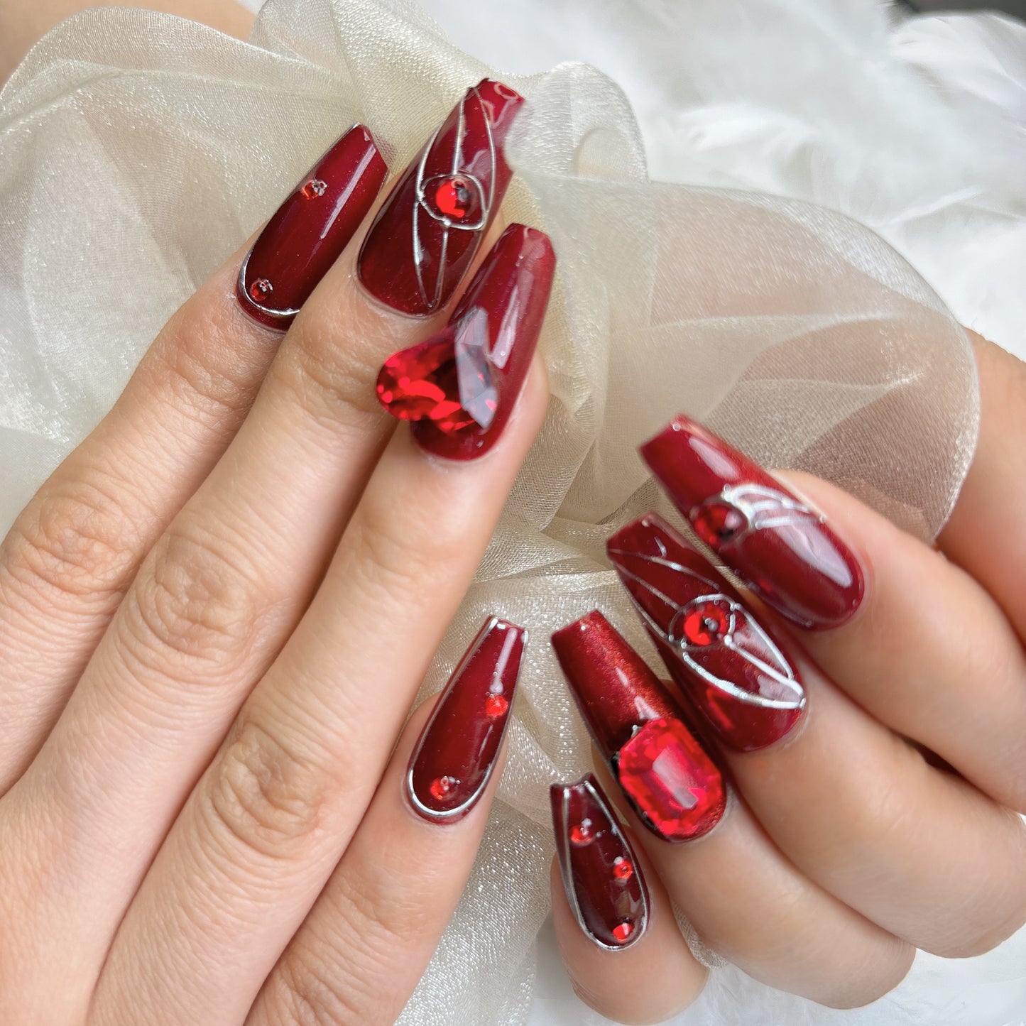 029 Stiletto 10PCS detachable reusable Handmade press on nails of American-style vintage ruby nail