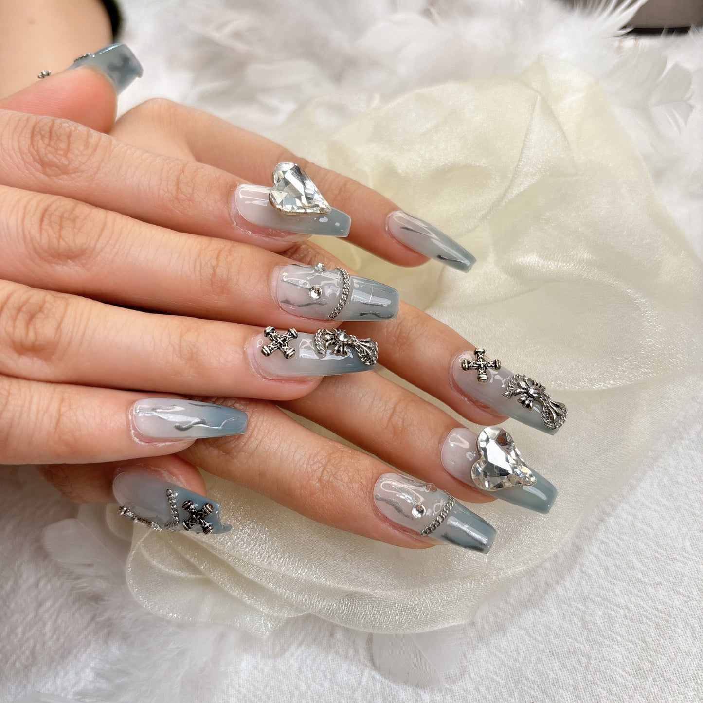 074 Mid-Legth  10PCS detachable reusable Handmade press on nails of Sweet and cool babes are light luxury high-end blue nail art