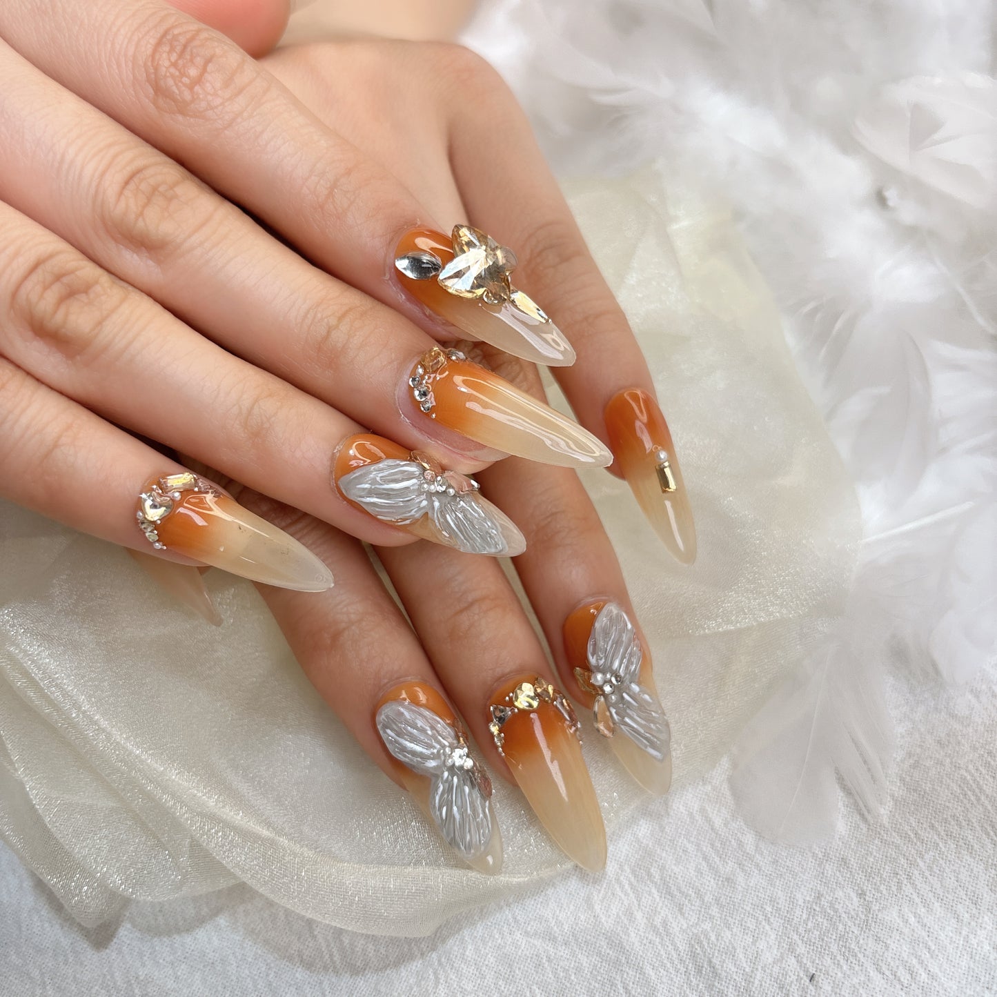 083 Stiletto 10PCS detachable reusable Handmade press on nails of Angel wings full of diamond manicures